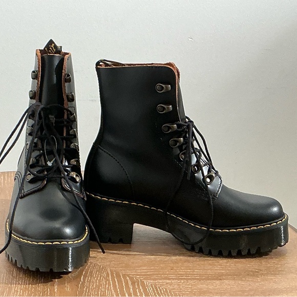 Dr Martens Leona Nubuck Leather Platform Combat Boots Woman Black NEW - Picture 8 of 9